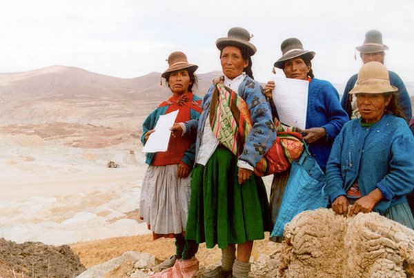 Peru Tintaya Mine_flickr Earthworks Action_600